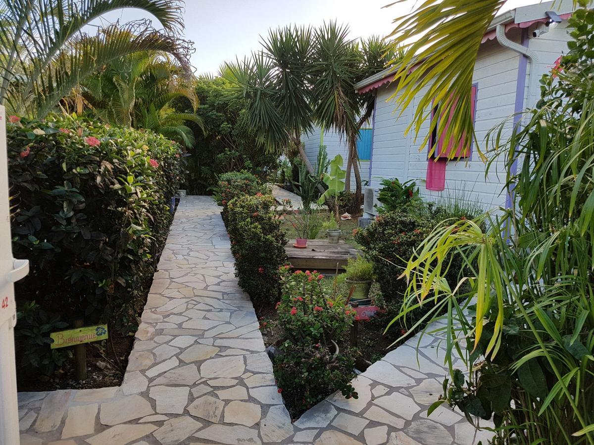 Coco Bungalows Sainte-Rose Buitenkant foto