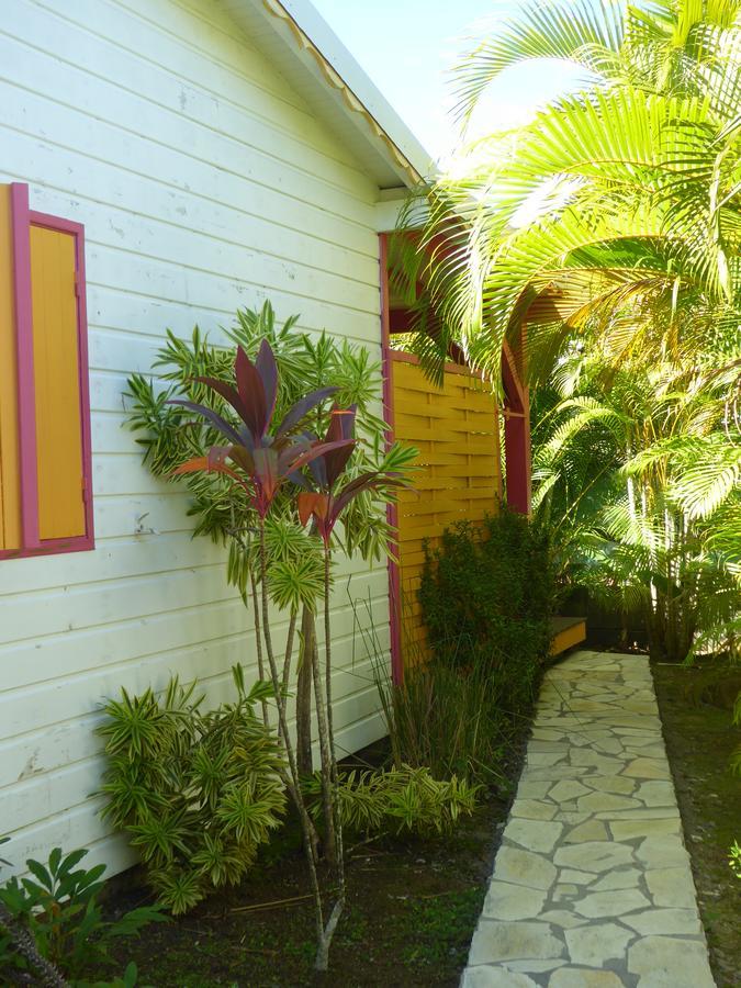 Coco Bungalows Sainte-Rose Buitenkant foto